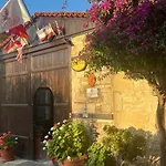 Griffon Ξενοδοχείο 3*