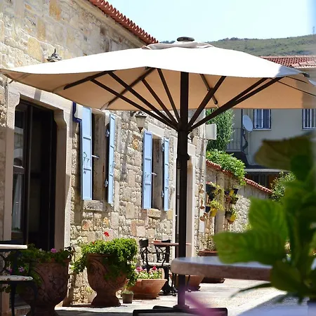 Hotel Griffon Yenifoca