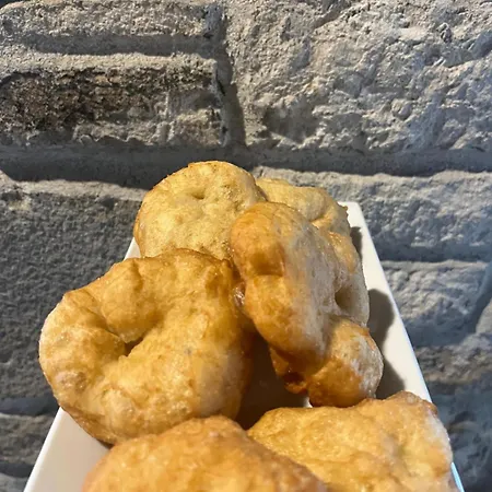 Griffon Hotel Yenifoca