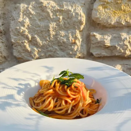 Griffon Hotel Yenifoca