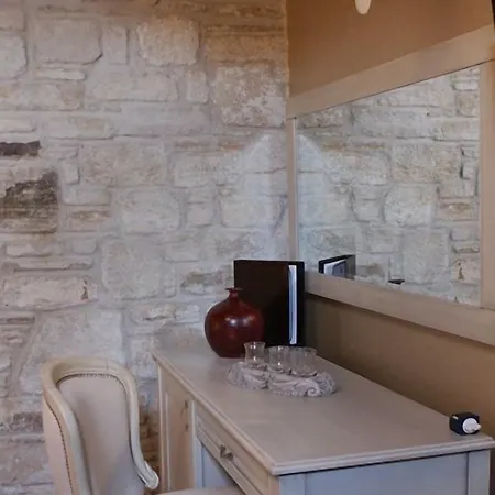 Griffon Hotel Yenifoca