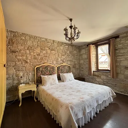 Griffon Hotel 3*