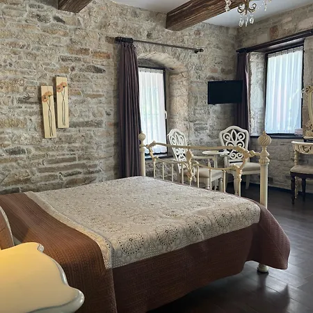 格里芬酒店 酒店 Yenifoca