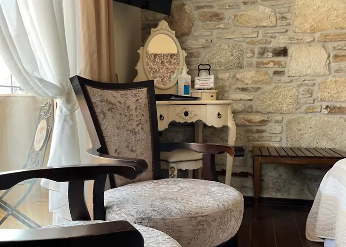 格里芬酒店 Yenifoca